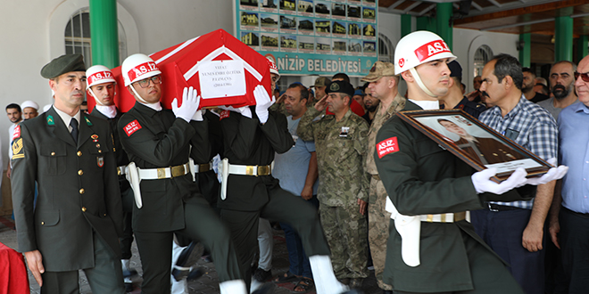 Piyade uzman çavuş, trafik kazasında hayatını kaybetti