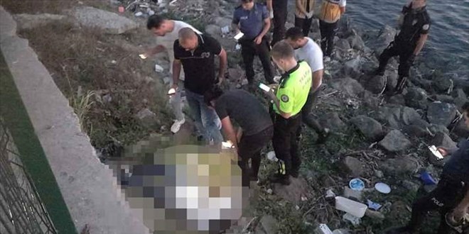 Zonguldak'ta bir kii sahilde silahla vurulmu halde l bulundu