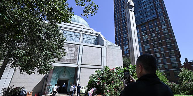 New York'ta ilk oldu: Ezan sesi camilerden hoparlörle dışarıya verildi
