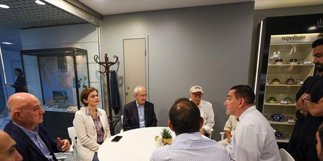 CHP Genel Başkanı Kılıçdaroğlu İstanbul'da ziyaretlerde bulundu