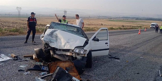 Çorum'da kaza: 2 kişi hayatını kaybetti, 5 kişi yaralandı