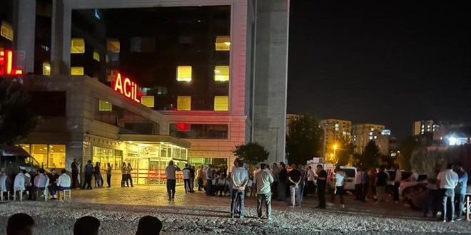 Damada Kalaşnikof ile saldırı: 1'i ağır 2 yaralı