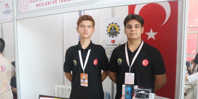 15 yaşındaki gençler yaptı: Güneşten üretilen suyla topraklar susuz kalmayacak