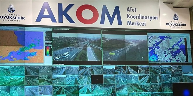 Okulların açılması nedeniyle İBB AKOM'da izleme komitesi kuruldu