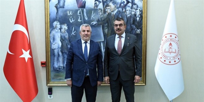 Milli Eğitim Bakanı Tekin: Okula devamı önemsiyoruz