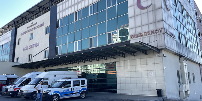 Polis emniyet binasında tartıştığı teknikeri öldürdü