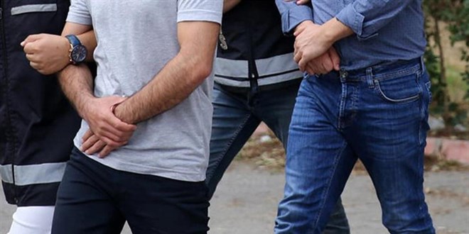 Karabük'te 2 FETÖ hükümlüsü yakalandı
