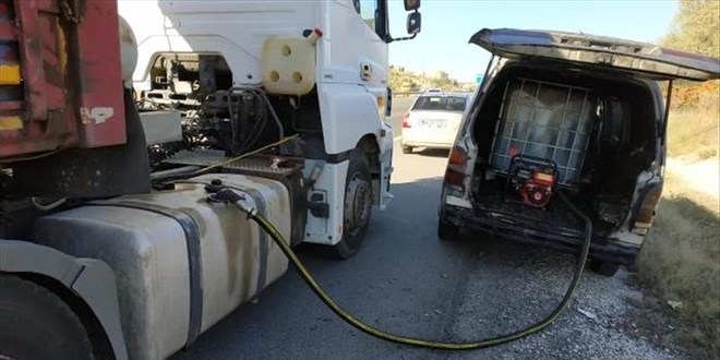 Mersin'de 21 bin litre kaak akaryakt ele geirildi