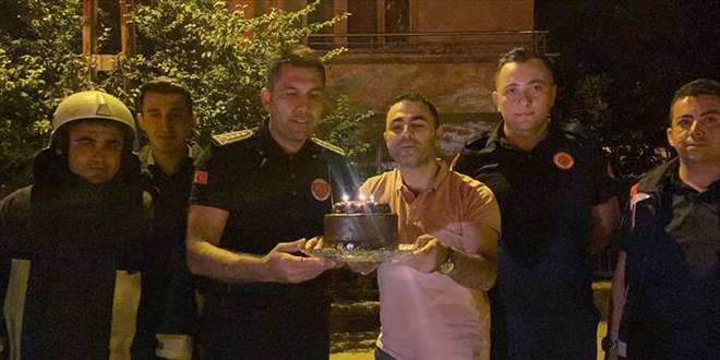 Kastamonu'da itfaiyeciler yangın ihbarında sürprizle karşılaştı