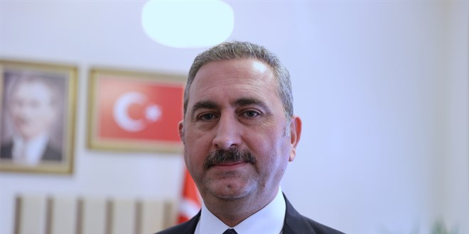 Abdülhamit Gül'den yeni anayasa değerlendirmesi: Birlikte toplumsal sözleşmeyi oluşturalım
