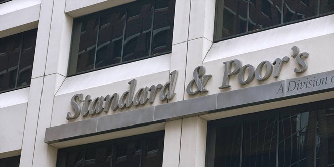 S&P, Türkiye'nin kredi notu görünümünü yükseltti