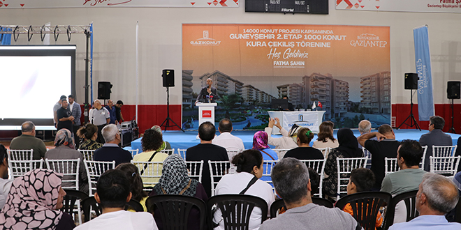 Gaziantep'te yapımı süren 1000 konutun kurası çekildi