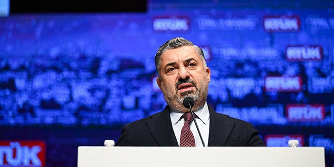 'AB ülkelerinin tamamından fazla radyomuz ve televizyonumuz var'