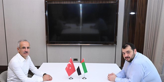 Bakan Uraloğlu, BAE Yatırım Bakanı Al Suwaidi ile araya geldi