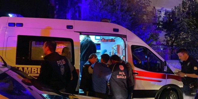Havaya ateş açılan düğüne uyarı için gelen polislere saldırı