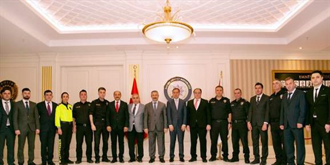 Ankara Emniyet Mdr Din 19 personeli dllendirdi