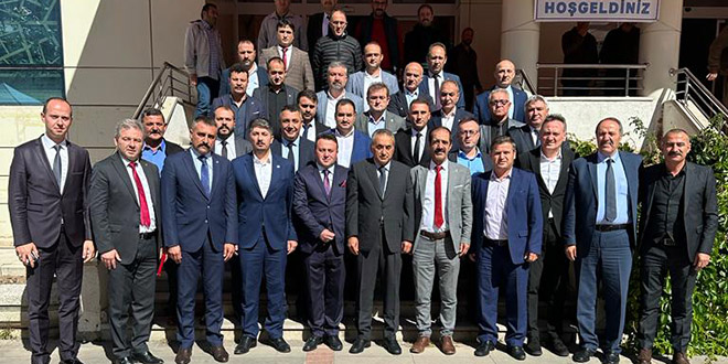 'Türk Yüzyılında memur yetkiyi yeniden Türkiye Kamu Sen'e vermeli'