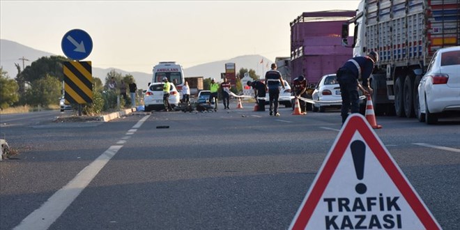 Tunceli'de feci kaza: 4' ocuk 11 yaral
