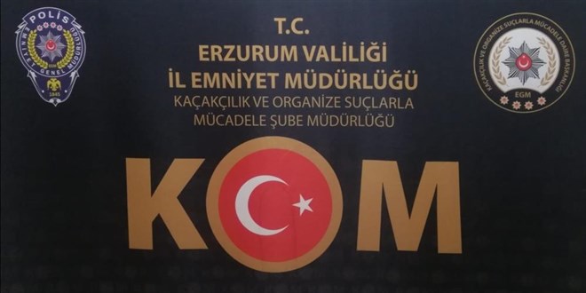 Sürücü kursu sınavına düzenekle giren şahıslar yakalandı