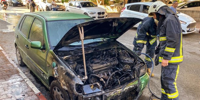 Adliye çalışanının otomobili yandı...:Kundaklanma şüphesi üzerinde duruluyor