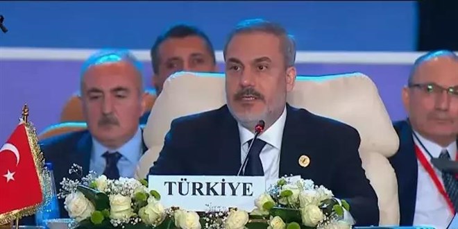 Bakan Fidan: Filistinlilerin acılarının devam etmesine izin vermeyeceğiz