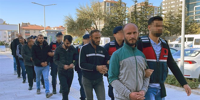 Niğde'de uyuşturucu operasyonunda 21 zanlı yakalandı