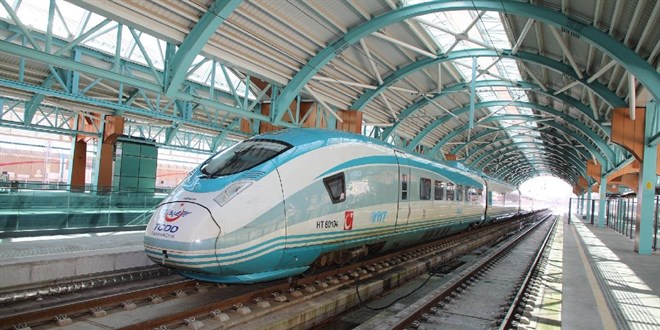 Türkiye hızlı tren ağlarıyla örülüyor