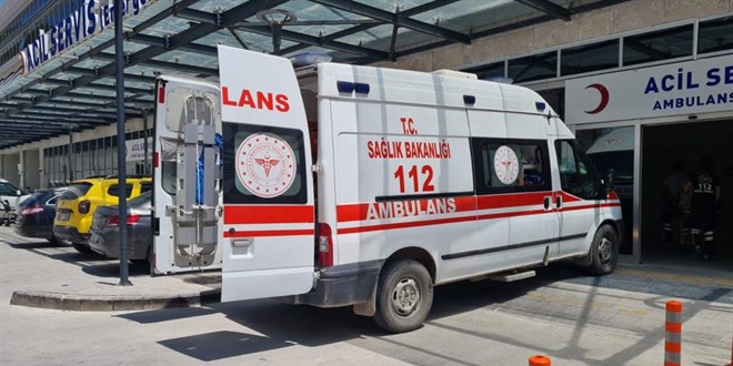 Annesi emzirirken uyuyunca nefessiz kalan bebek hayatını kaybetti