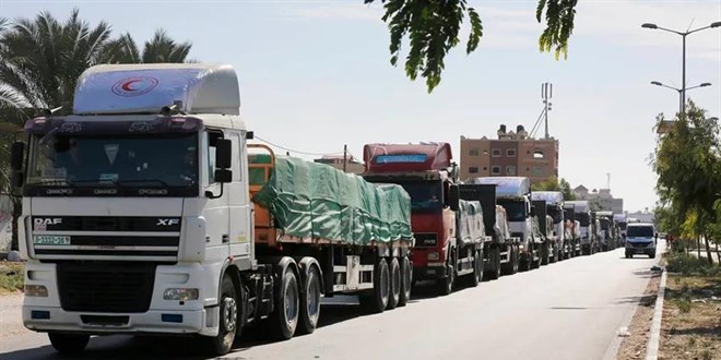 İnsani kriz derinleşiyor: Gazze'ye her gün 40 TIR girmeli