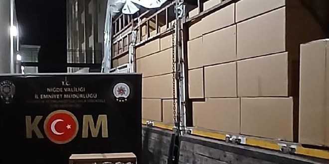Niğde'de 3 milyon 920 bin dolu makaron ele geçirildi