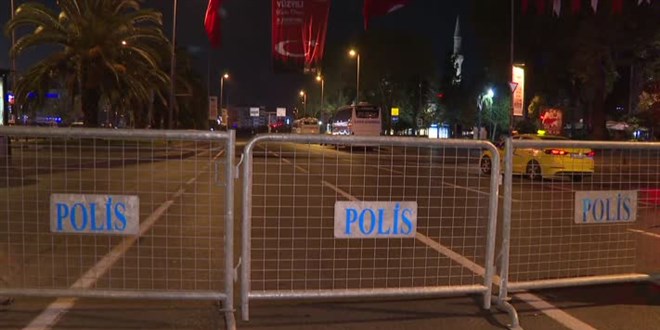 İstanbul'da Vatan Caddesi ve bağlantı yolları trafiğe kapatıldı