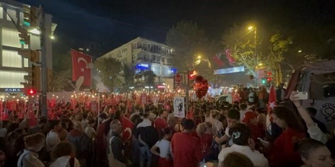 Bağdat Caddesi'nde Cumhuriyet Bayramı coşkuyla kutlandı