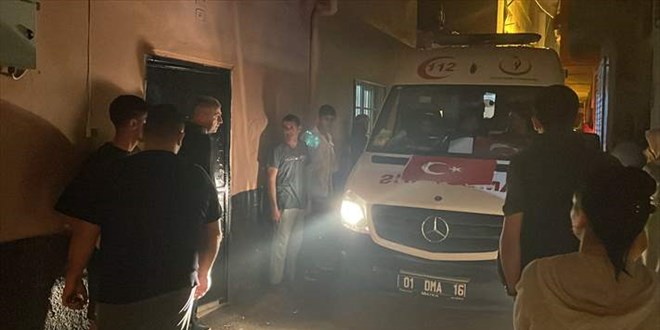 Adana'da 12 yandaki ocuk evinde bandan vurulmu halde l bulundu