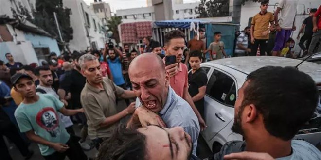 İsrail katliamlarını açıklamaktan çekinmiyor: Ambulans vurduğunu itiraf etti