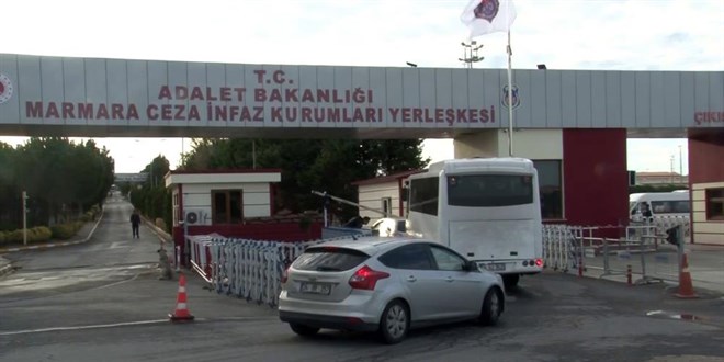 Dilan Polat Silivri Marmara Cezaevi'ne getirildi