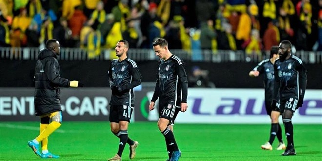 Beşiktaş'ın UEFA Avrupa Konferans Ligi'nde gruptan çıkma şansı kalmadı