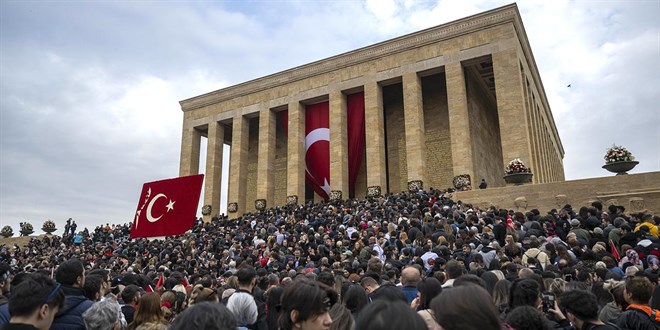 Antkabir'e ziyareti akn