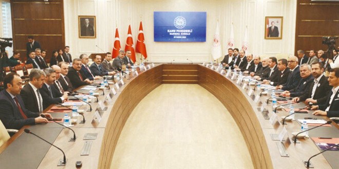 Memura da TROY: Memur-Sen önerdi, Bakanlık değerlendirecek