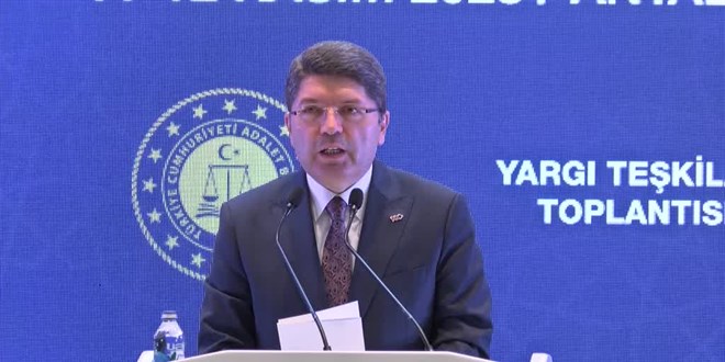 Bakan Tunç: Yüksek mahkemelerde astlık üstlük ilişkisi yoktur