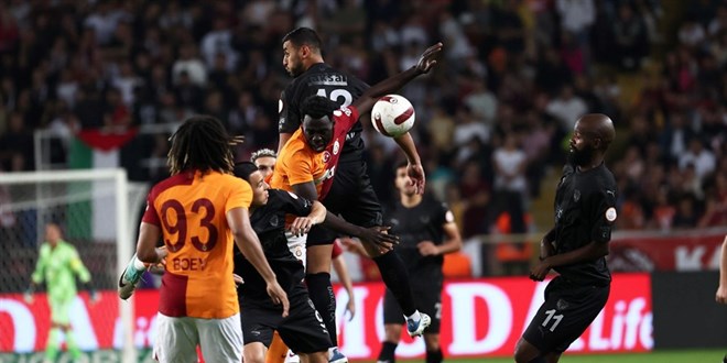 Seri sona erdi: Galatasaray, Hatayspor'a mağlup oldu