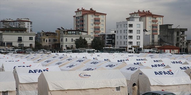 TİKA'dan Afganistan'daki Heratlı 1000 depremzede aileye kışlık çadır desteği
