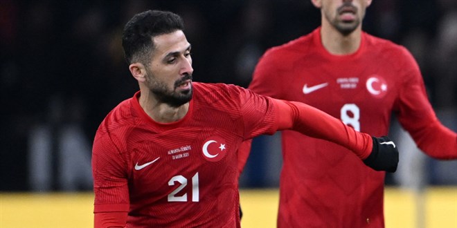 Emre Akbaba aday kadrodan çıkarıldı