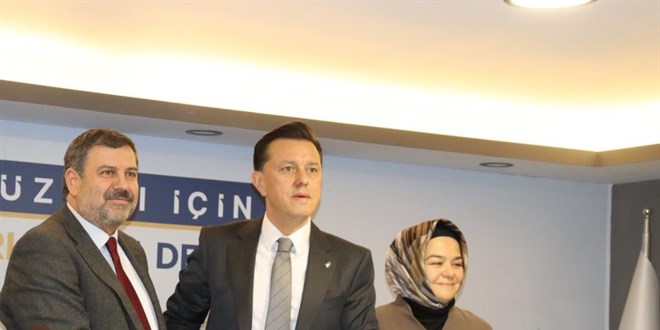 AK Parti'ye geçen Hatipoğlu: Kim aday olursa olsun gece gündüz çalışırım