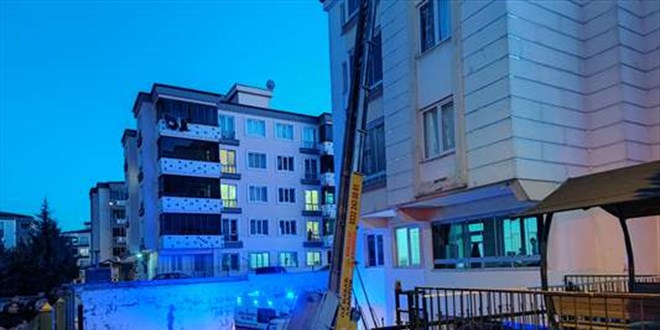 Gaziantep'te yük asansöründen düşen 1 kişi öldü,1 kişi yaralandı
