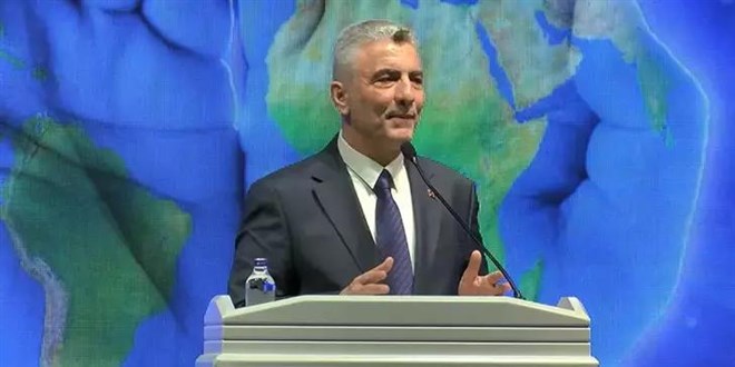 Bakan Bolat: Bu yıl 256 milyar dolar mal ihracatına ulaşacağız