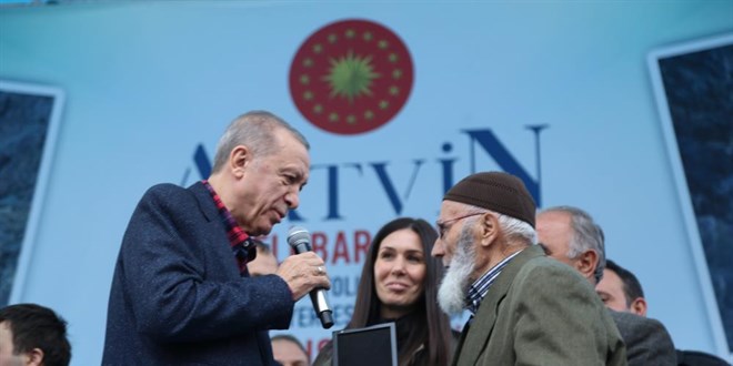 Cumhurbaşkanı Erdoğan Binali dedeye doğalgaz sözünü tuttu