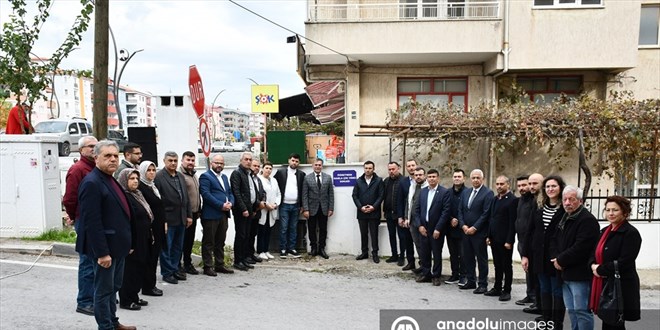 Depremde hayatını kaybeden öğretmenin adı baba ocağındaki sokağa verildi