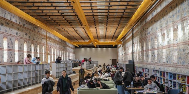 Kütüphanelerde bilgi teknolojileri eğitimleri başlıyor