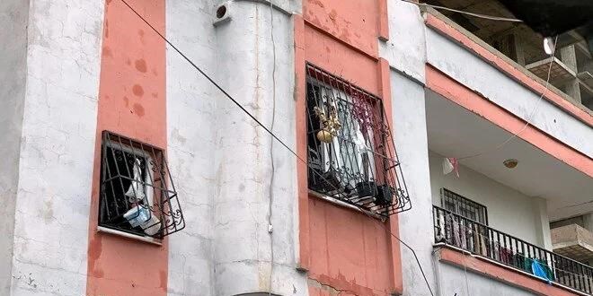 Adana'da bir kişi eşini öldürdü, annesini ağır yaraladı