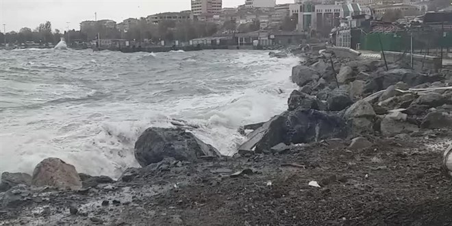 stanbul'da frtna hayat olumsuz etkiledi